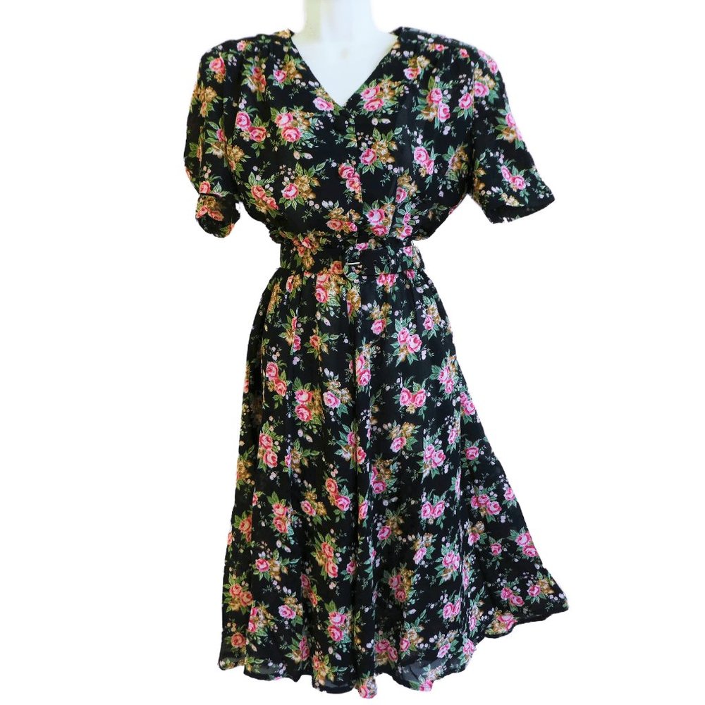Vintage Cottagecore Leslie Dress Fit Flare Pockets Floral Belt Puff Sleeve USA